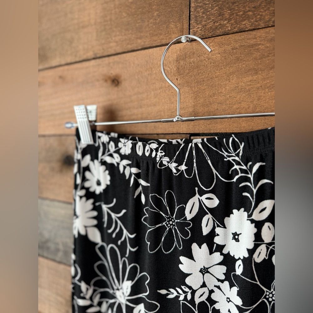 Vintage 90s PS Dew Sutton Black White Floral Midi Skirt Slit - Picture 4 of 9
